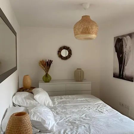 Superbe Neuf Centre 6 Personnes Calme Avec Jardin Apartment *